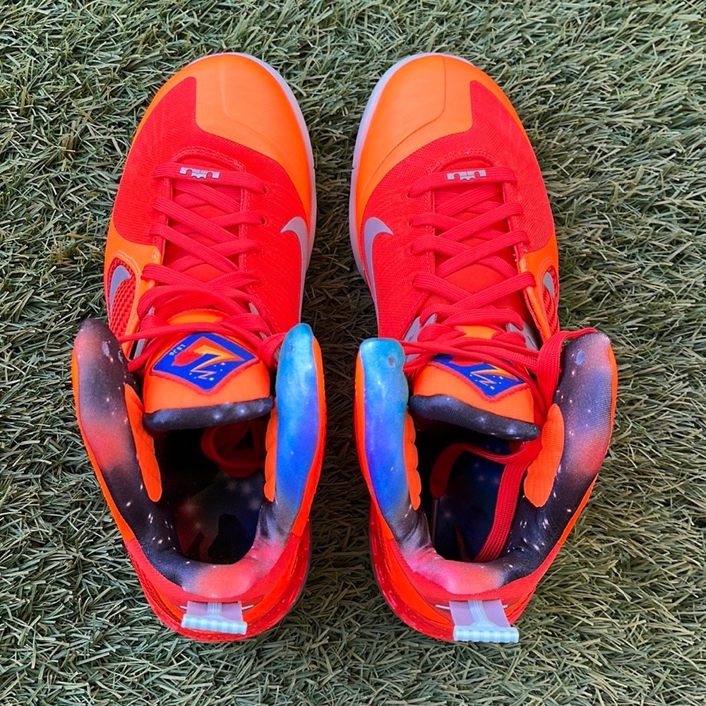 Nike Lebron IV - Picture 4 of 5